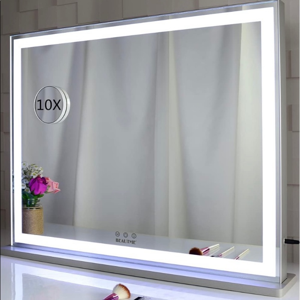 Vanity Mirror / Brand New In box